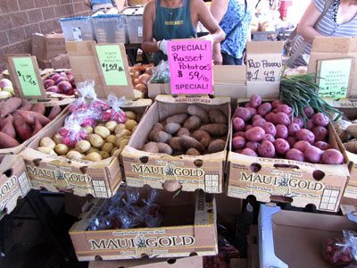 Where when farmer's markets maui