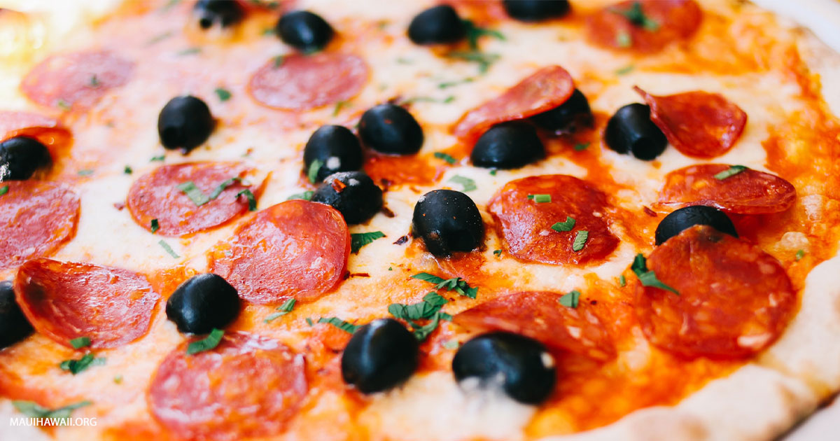 Nikki's Pizza Maui Pizza and Italian Restaurant in Kaʻanapali